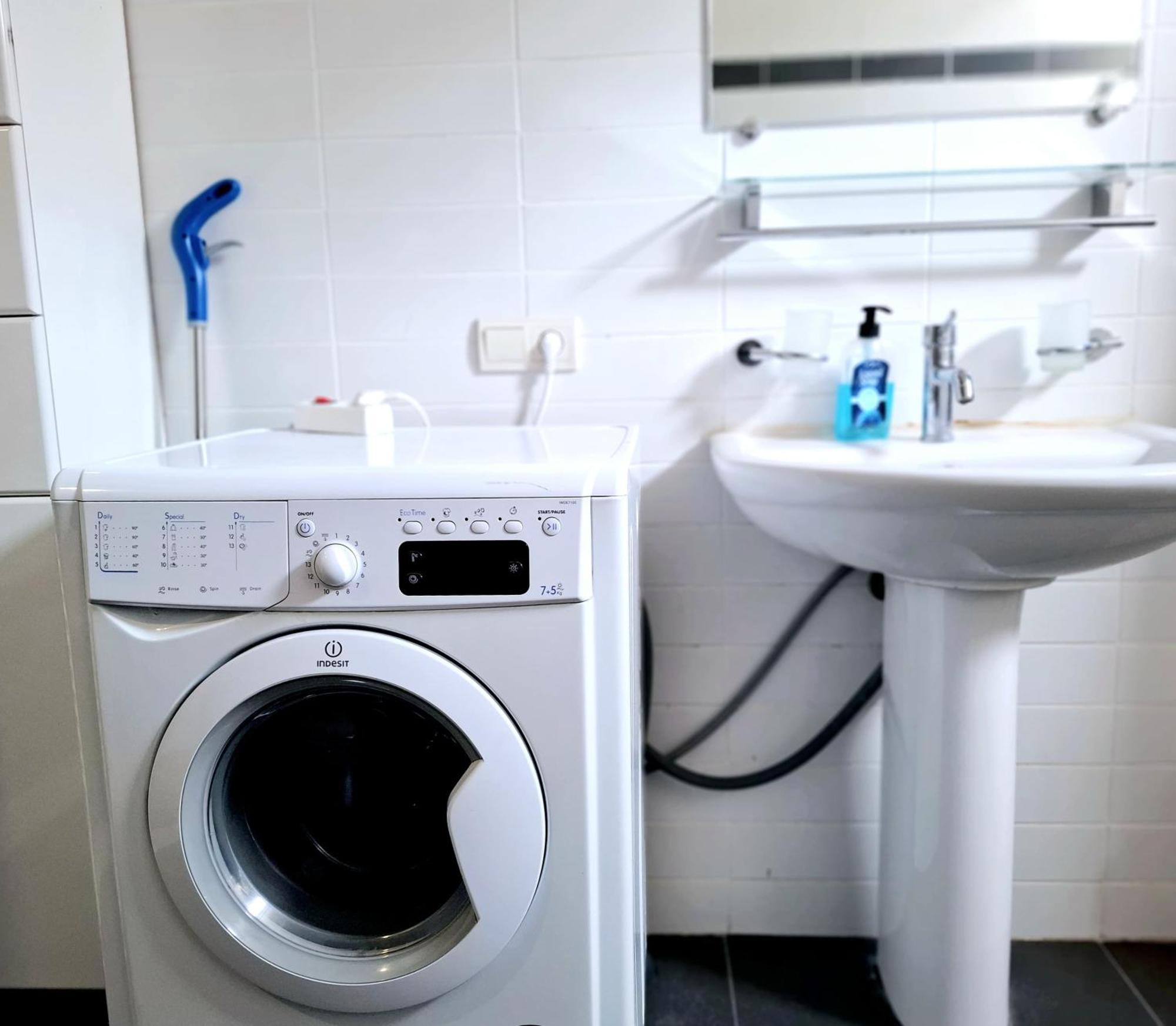 City Center 2Bdr Apartment Near Rustaveli Av. Tbilisi Eksteriør billede