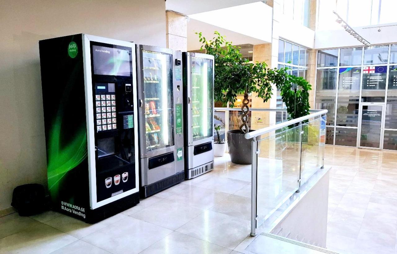 City Center 2Bdr Apartment Near Rustaveli Av. Tbilisi Eksteriør billede